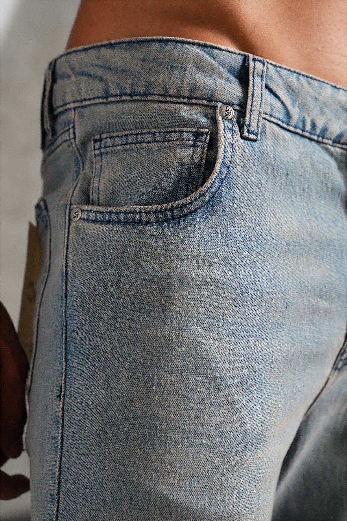 JEAN ZIPPED FIT 4098