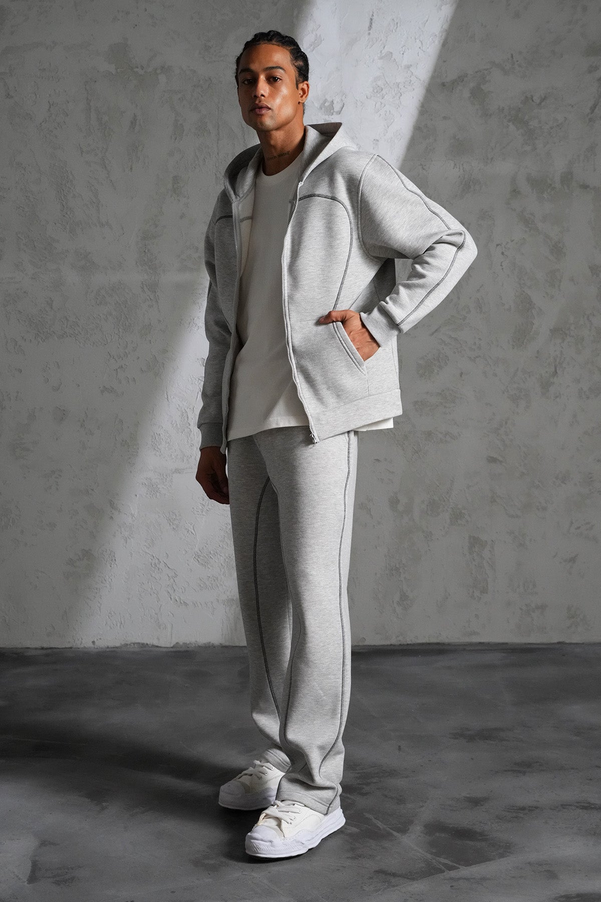 ENSEMBLE REGULAR FIT LP2609
