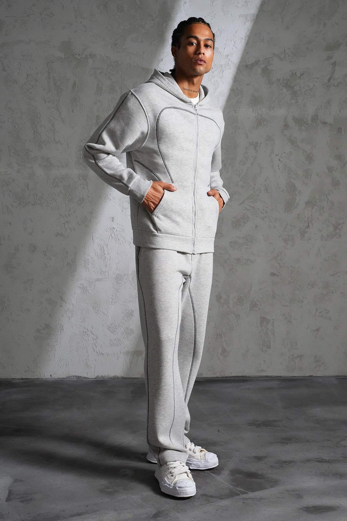 ENSEMBLE REGULAR FIT LP2609