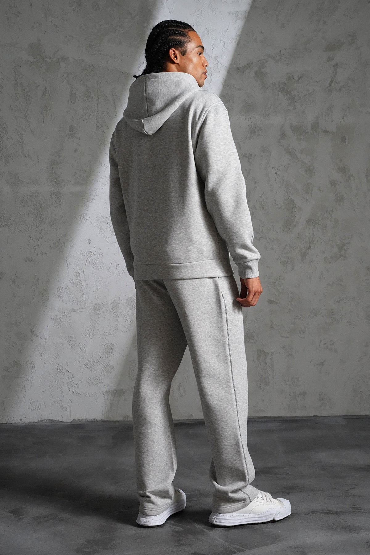 ENSEMBLE REGULAR FIT LP2609