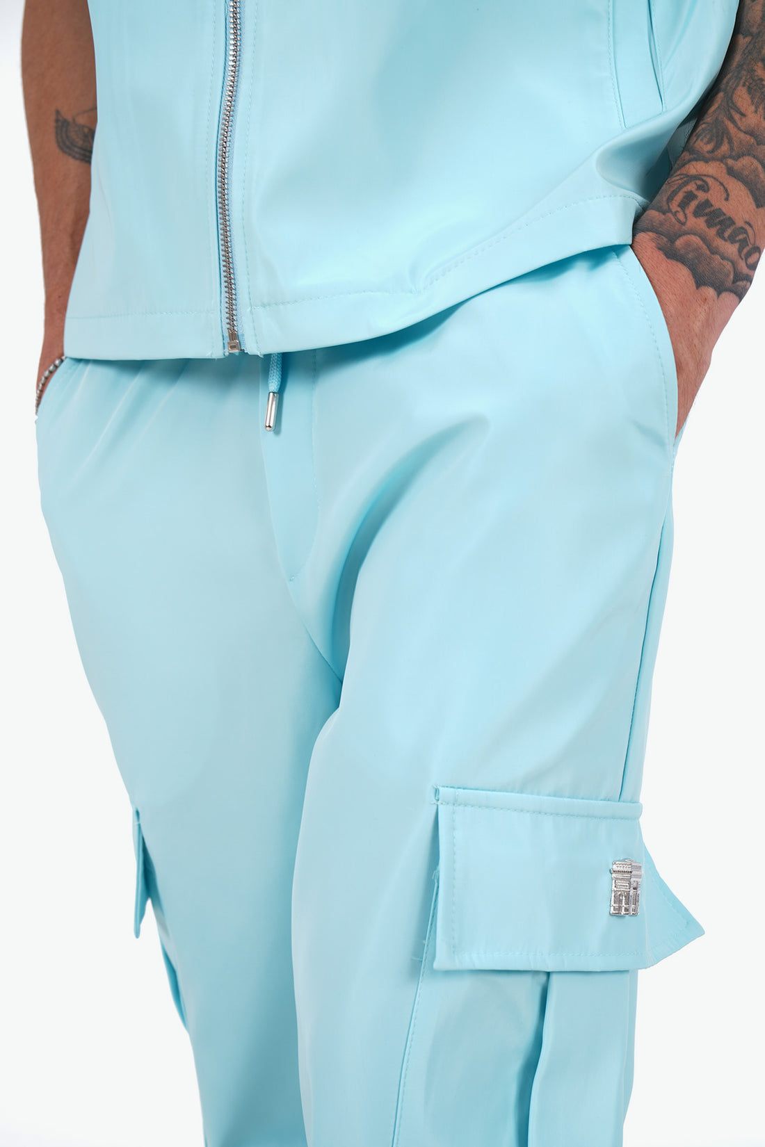SET LL1060