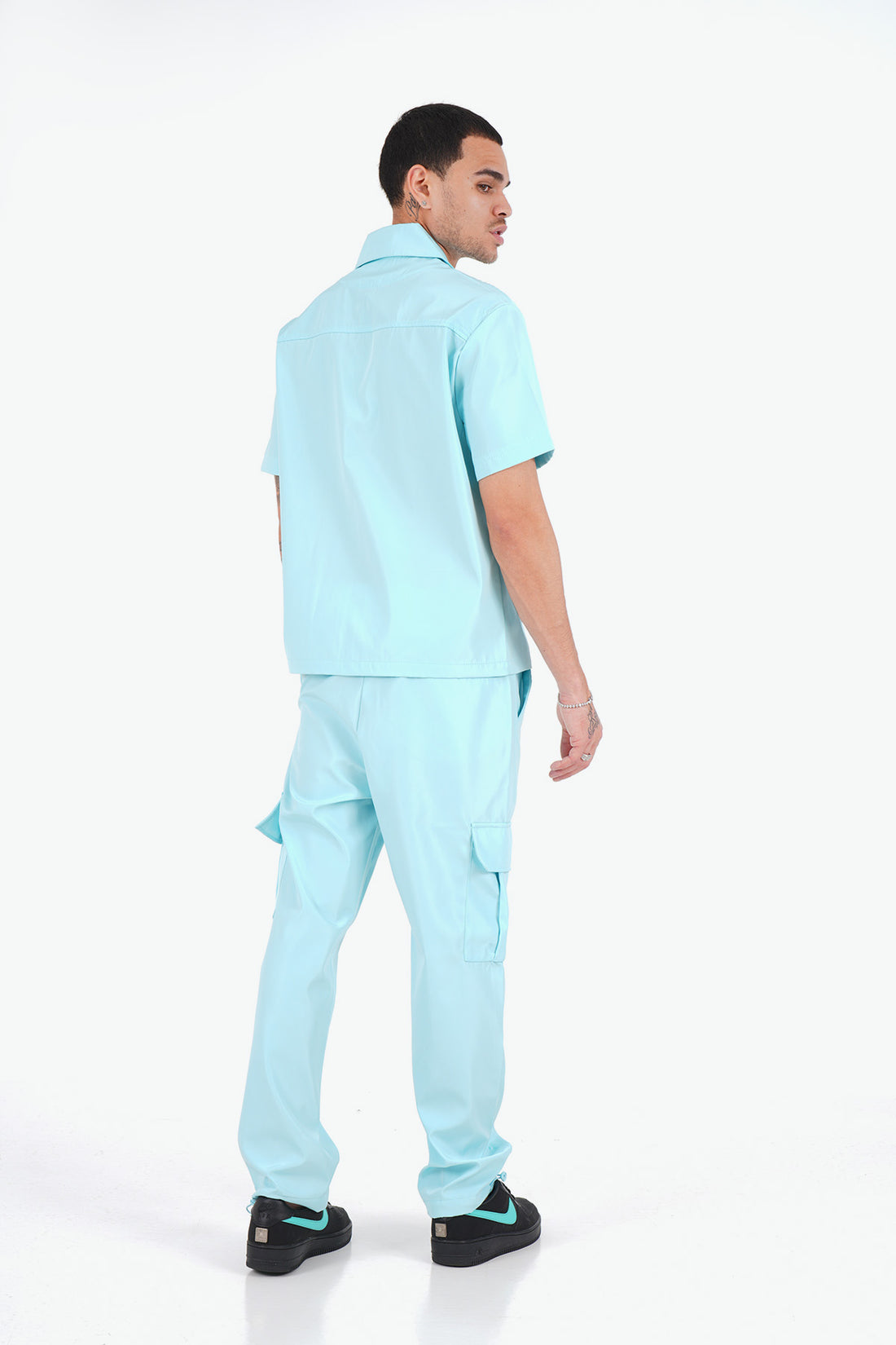 SET LL1060