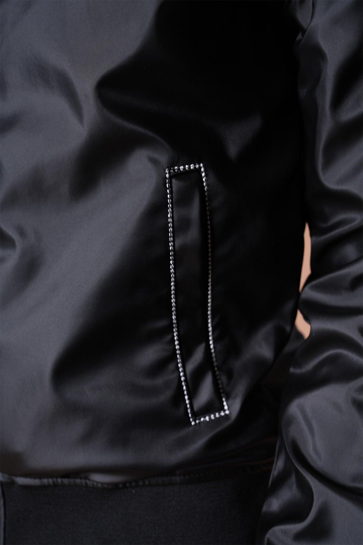 SATINJACKE 581