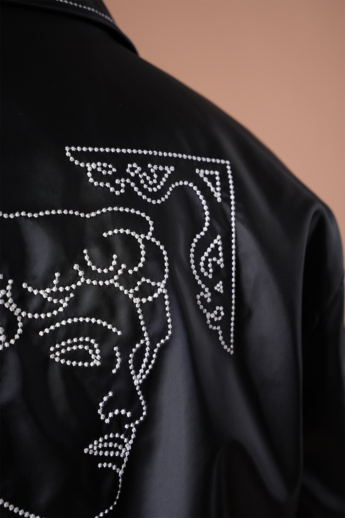 SATINJACKE 581