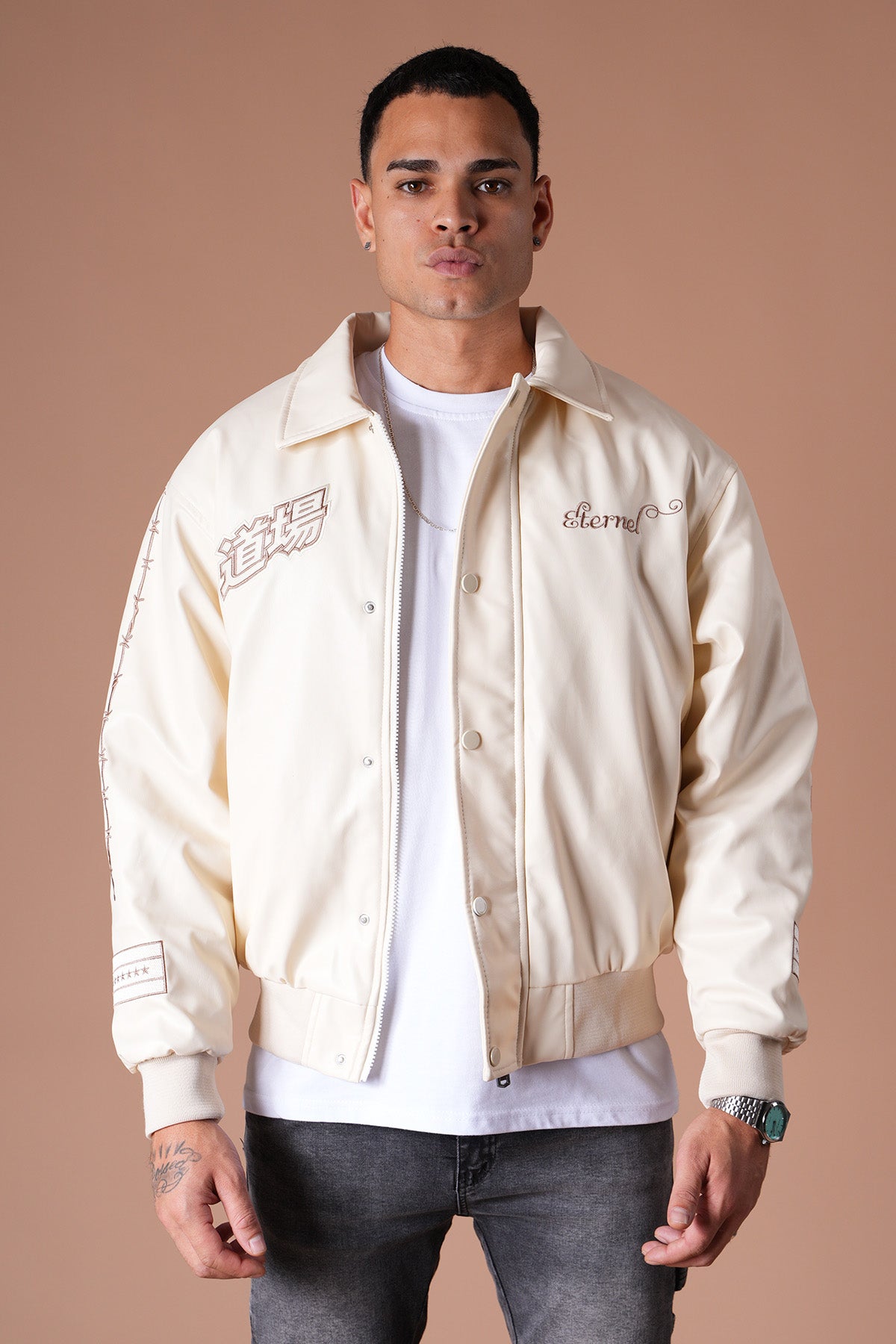 JACKE NAKISLI 581
