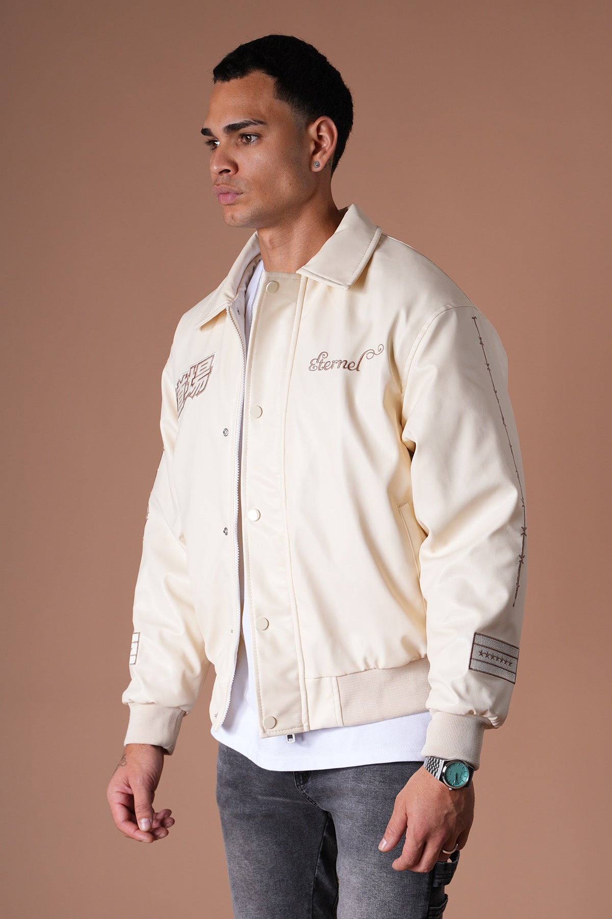 JACKE NAKISLI 581