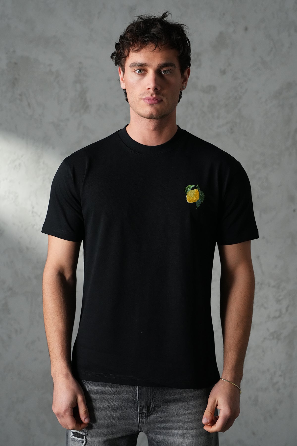 T-Shirt mit Zitronenprint - LL1100126
