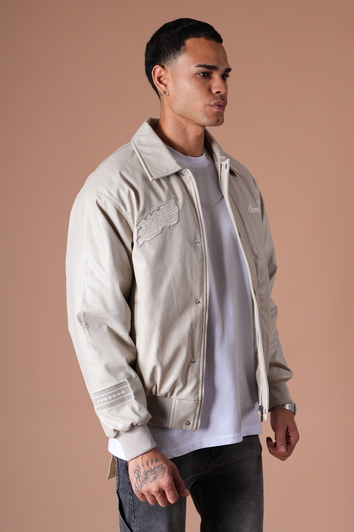 JACKE NAKISLI 581