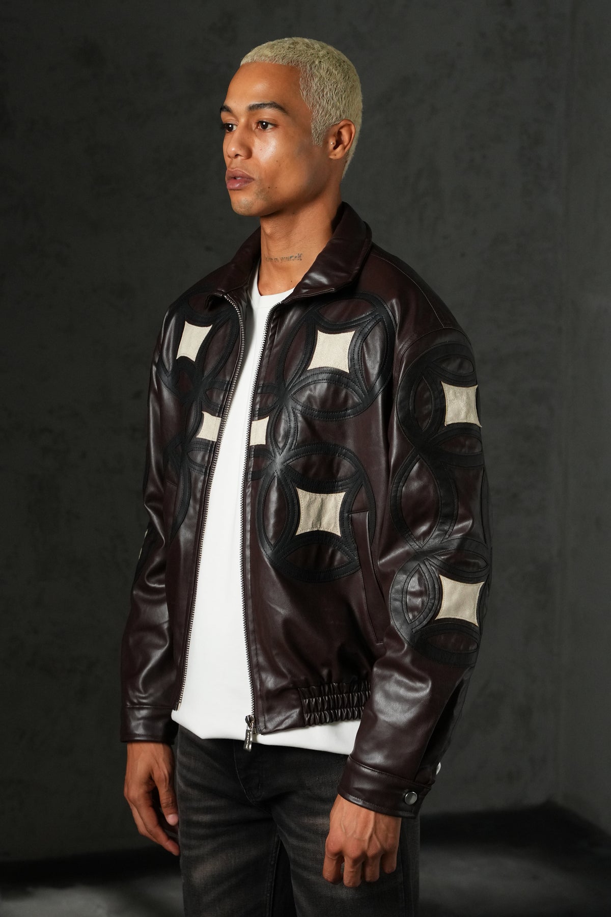 Veste brodée 4646