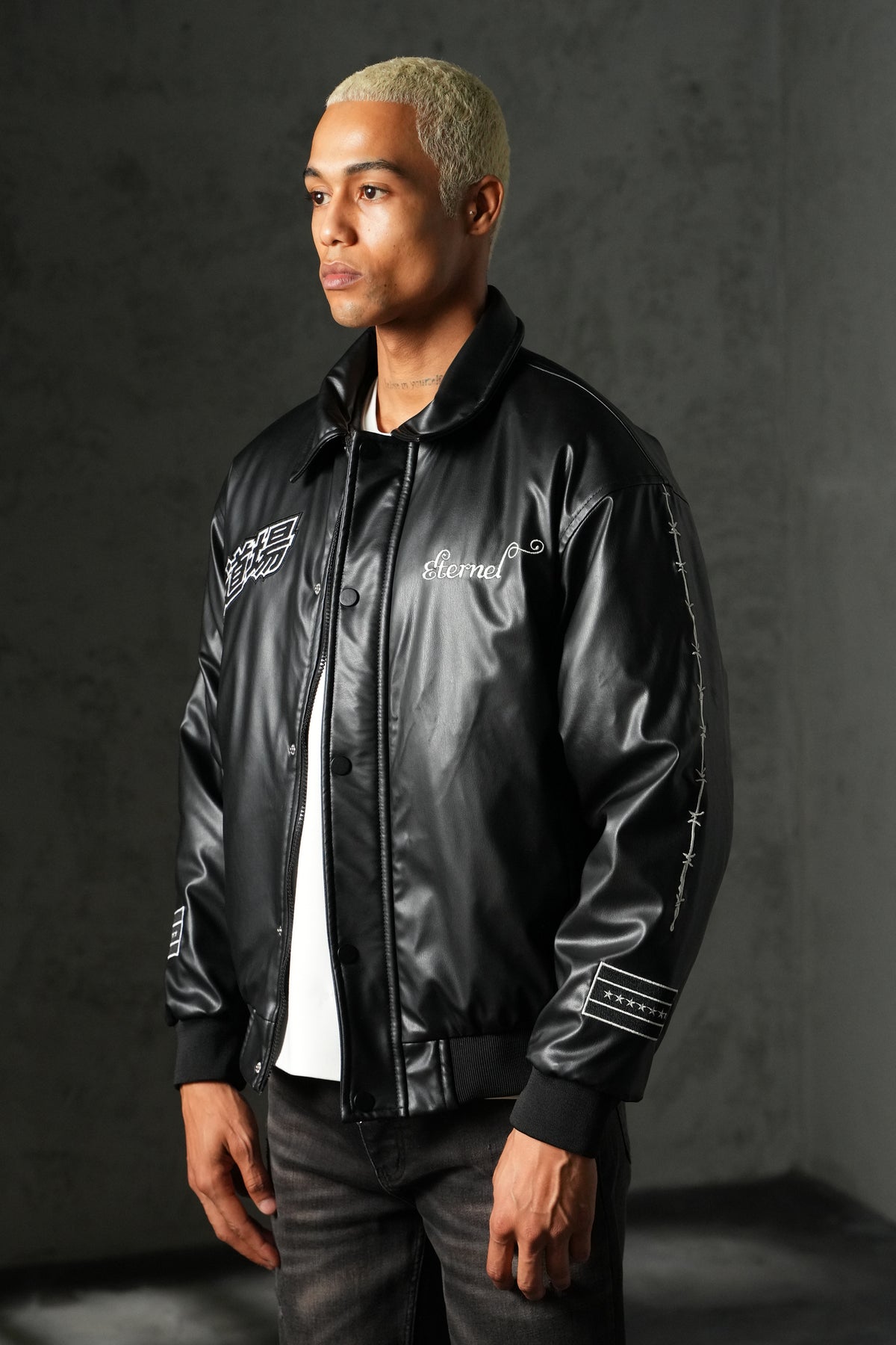 Veste brodée Japan 4646