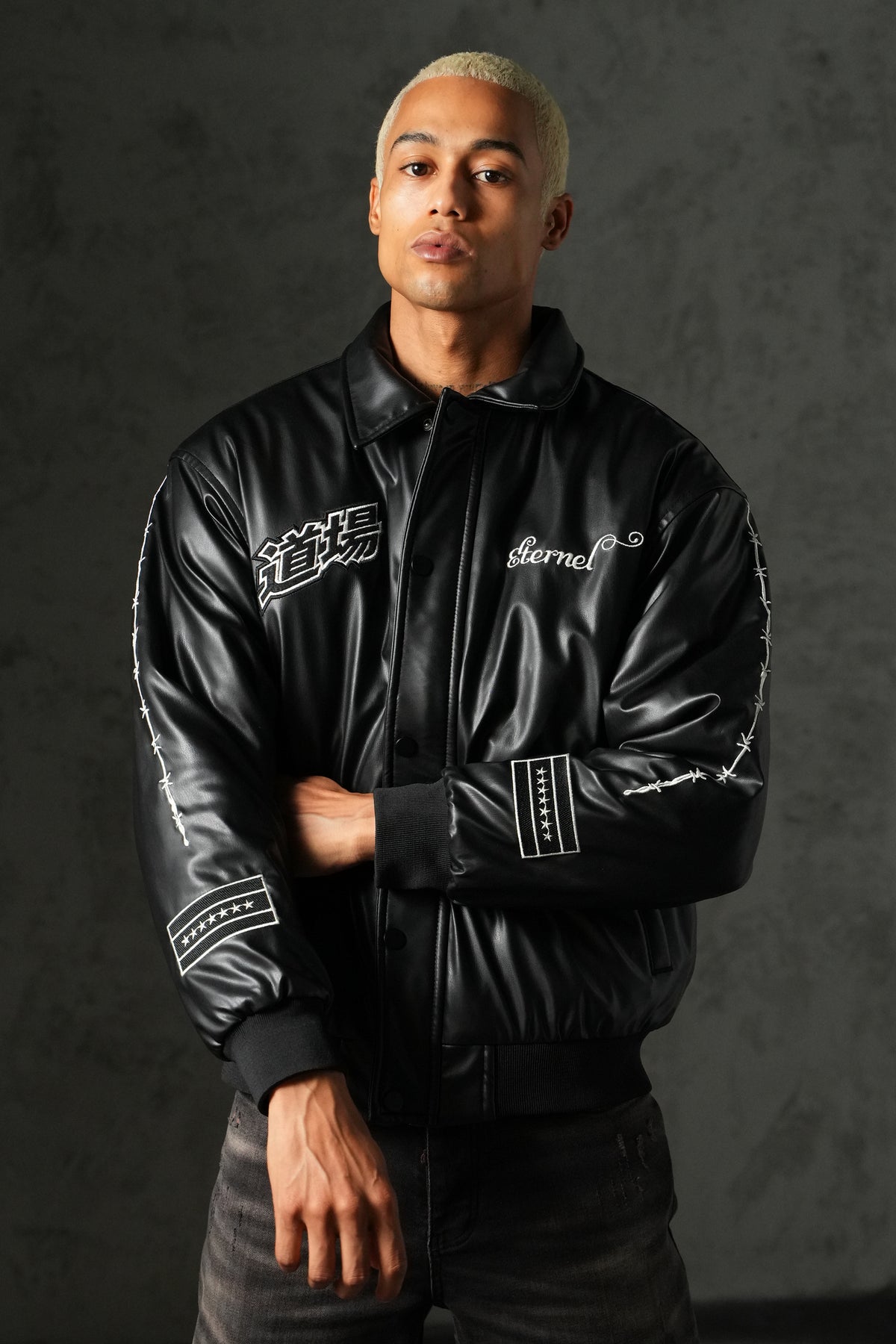 Veste brodée Japan 4646