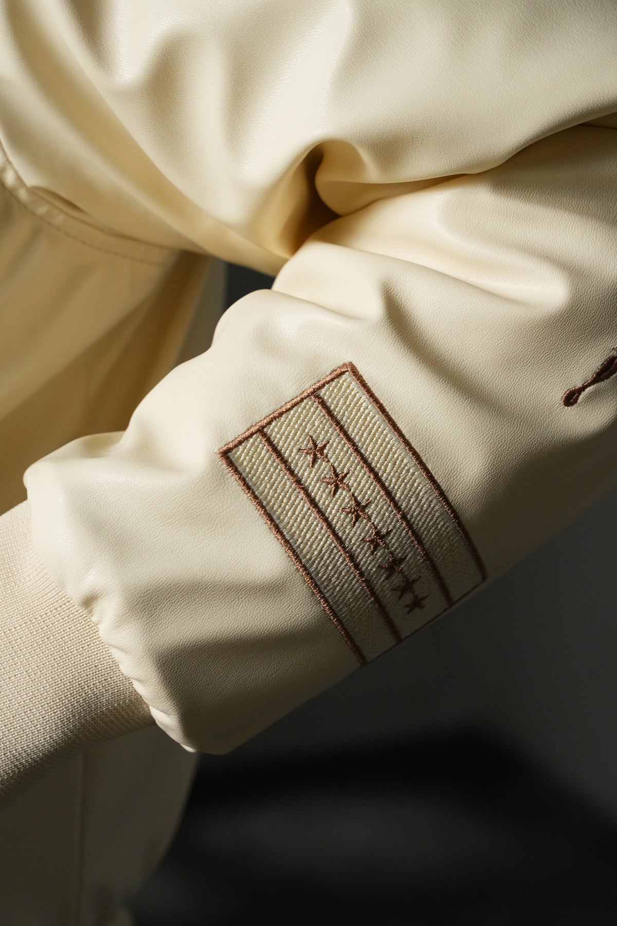 Veste brodée Japan 4646