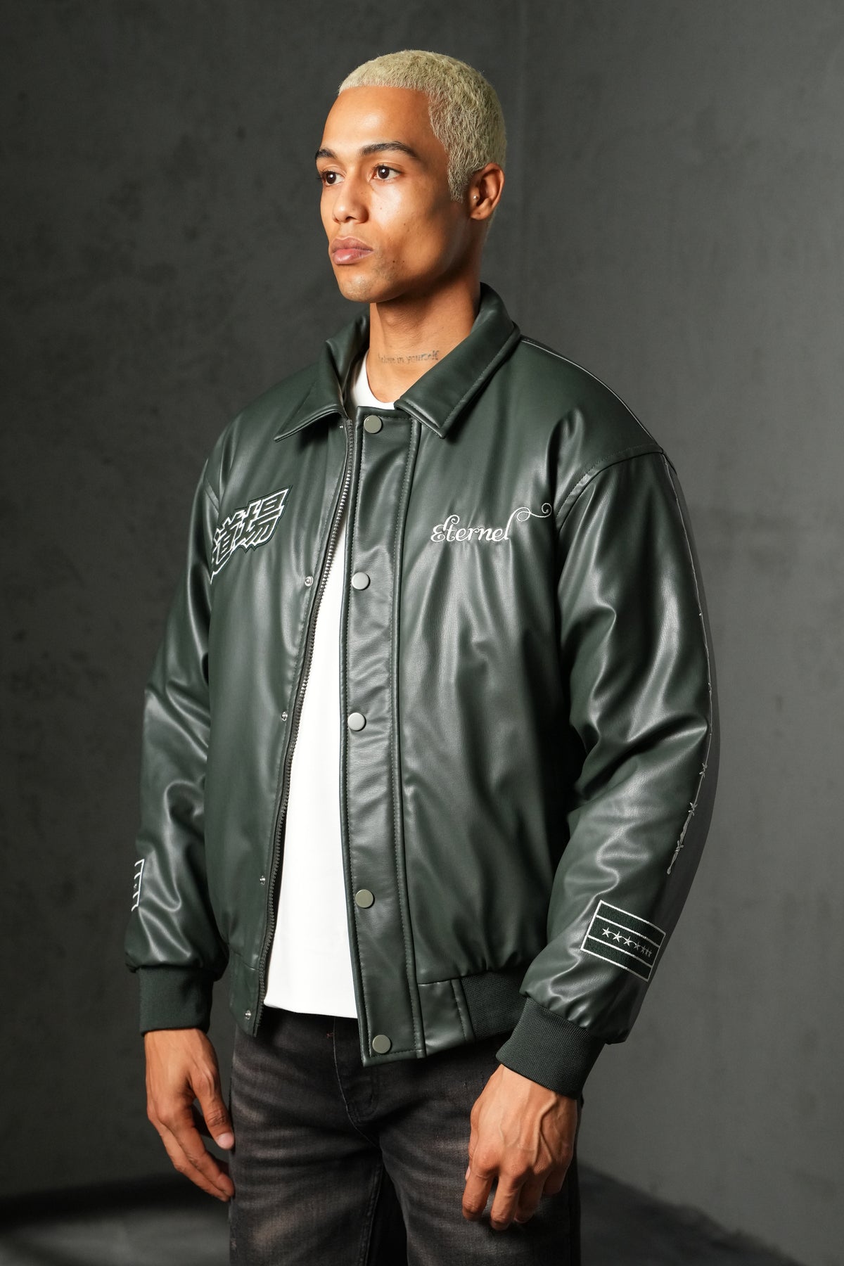 Veste brodée Japan 4646