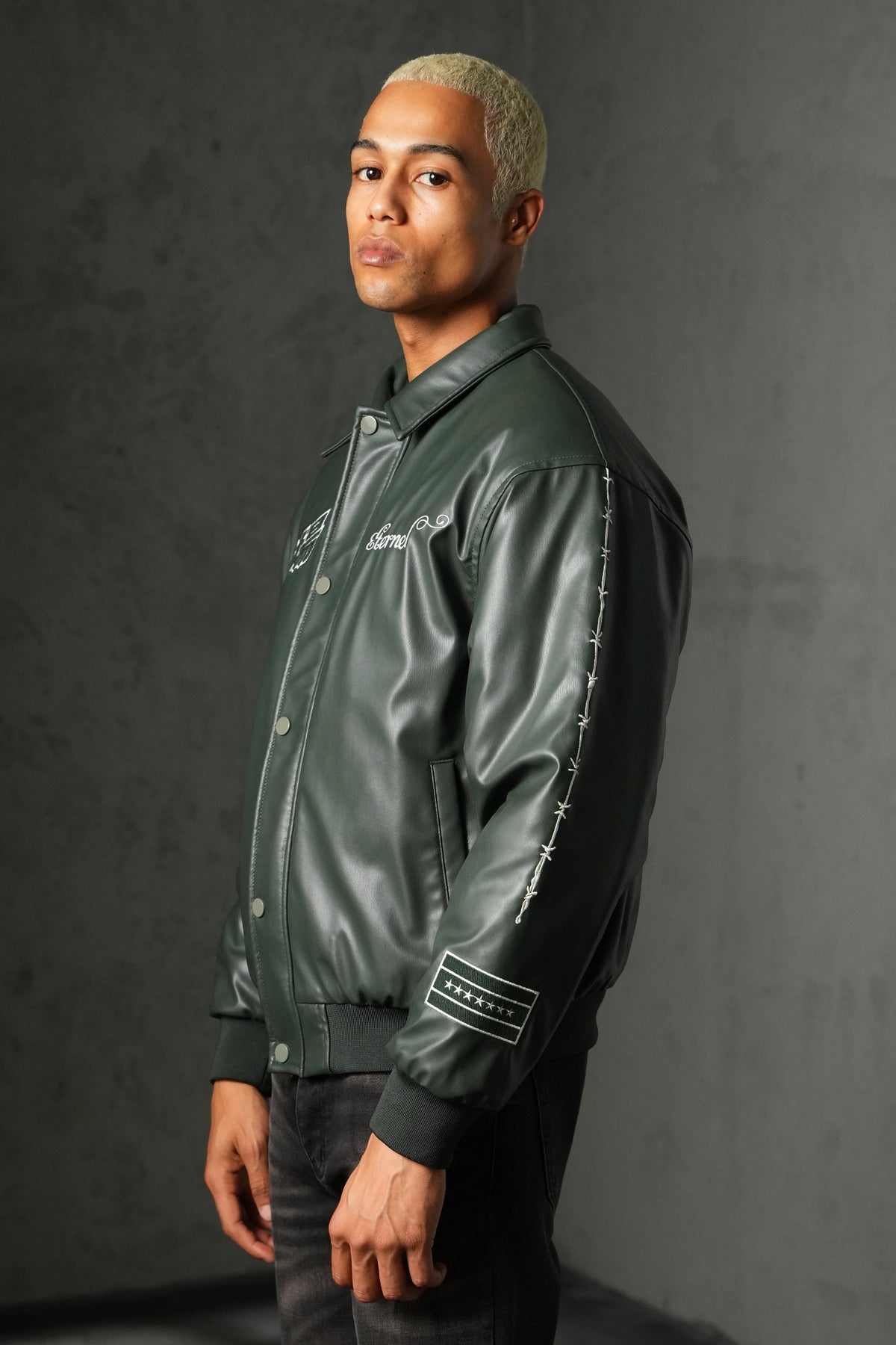 Veste brodée Japan 4646