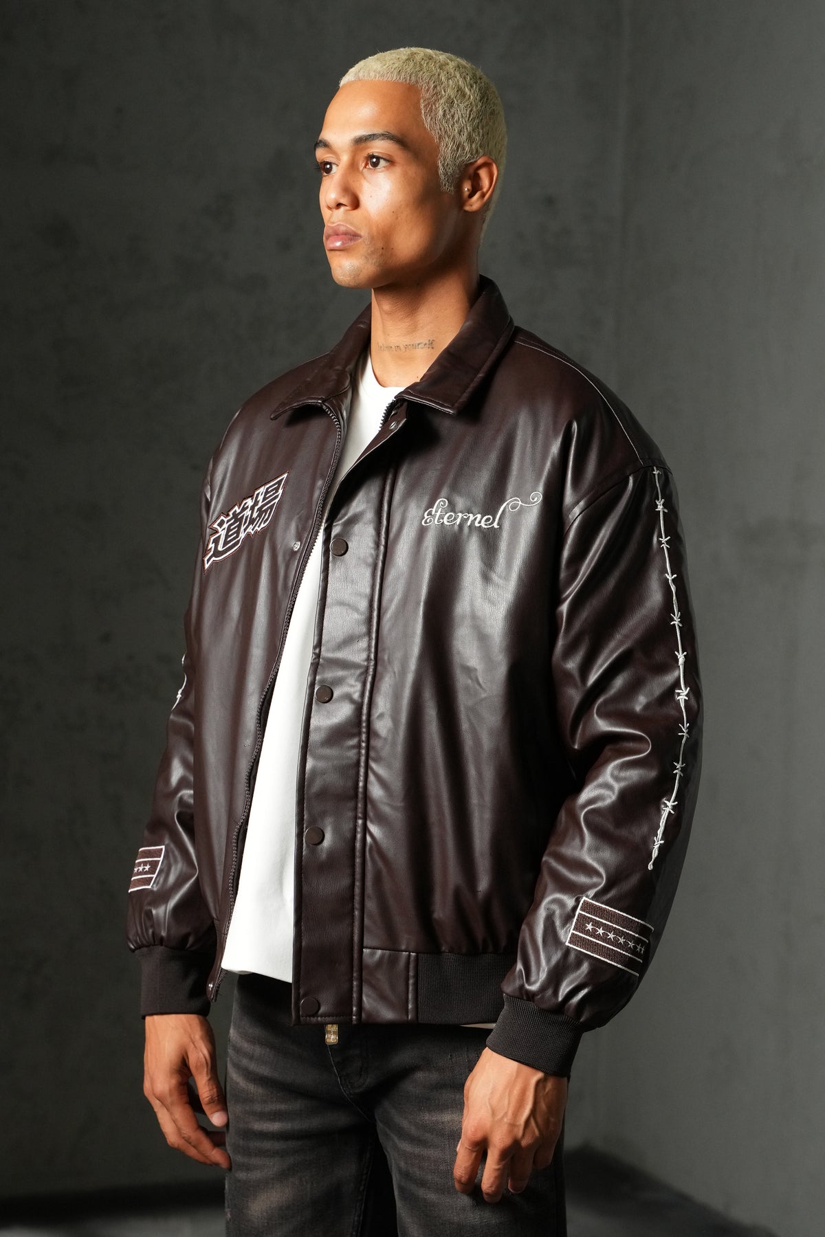 Veste brodée Japan 4646