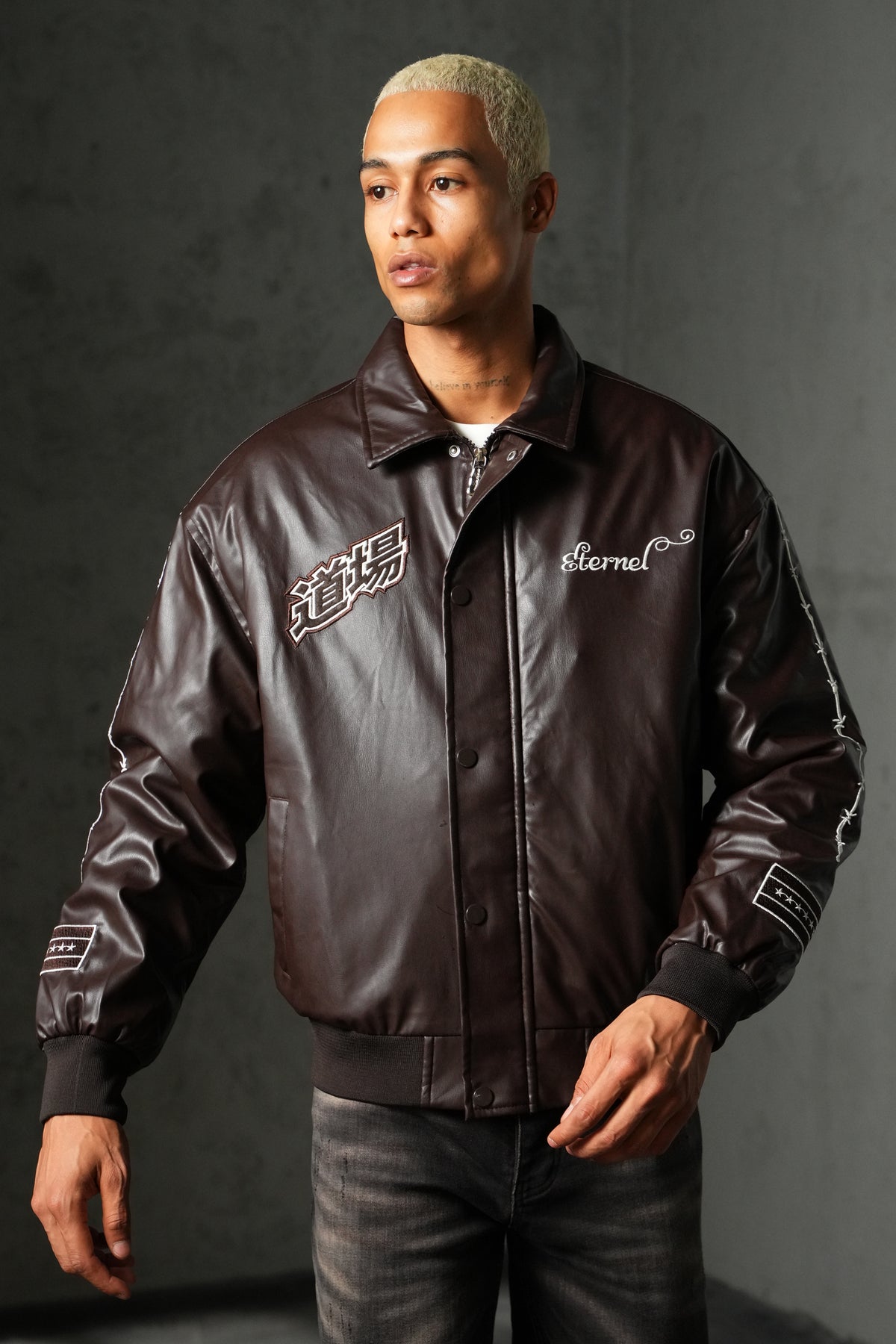 Veste brodée Japan 4646
