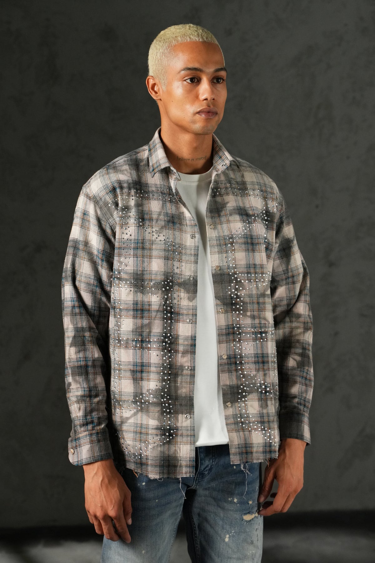 Chemise carreaux brillants 27700