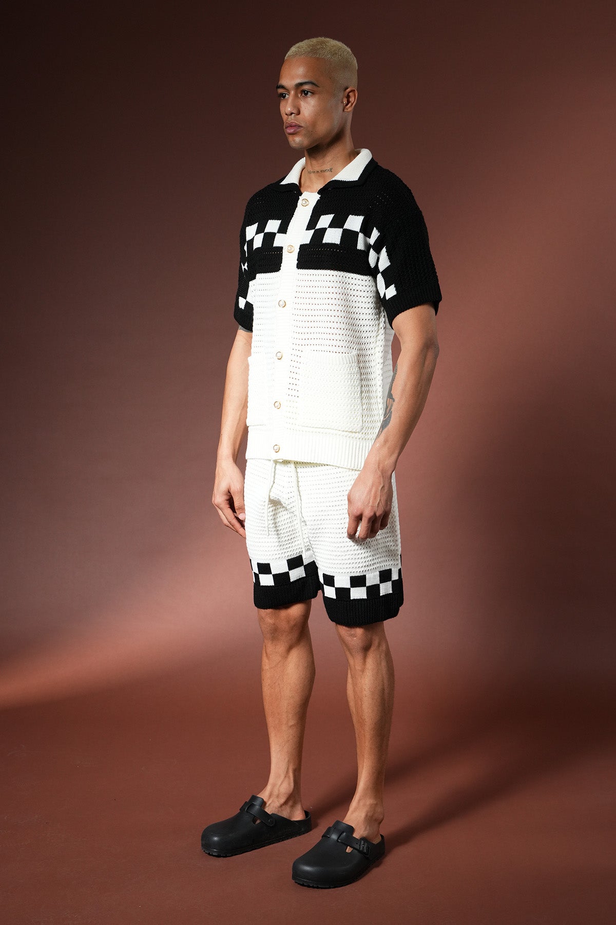 SET MEN'S SHORTS AND Tshirt LL061074