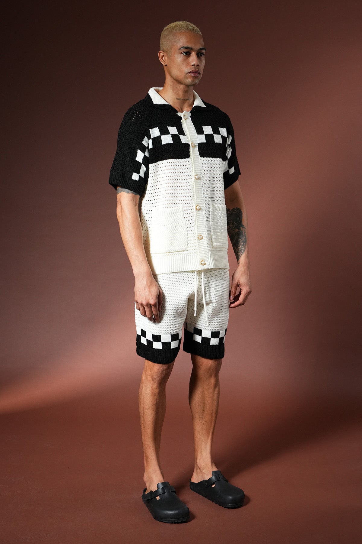 SET MEN'S SHORTS AND Tshirt LL061074