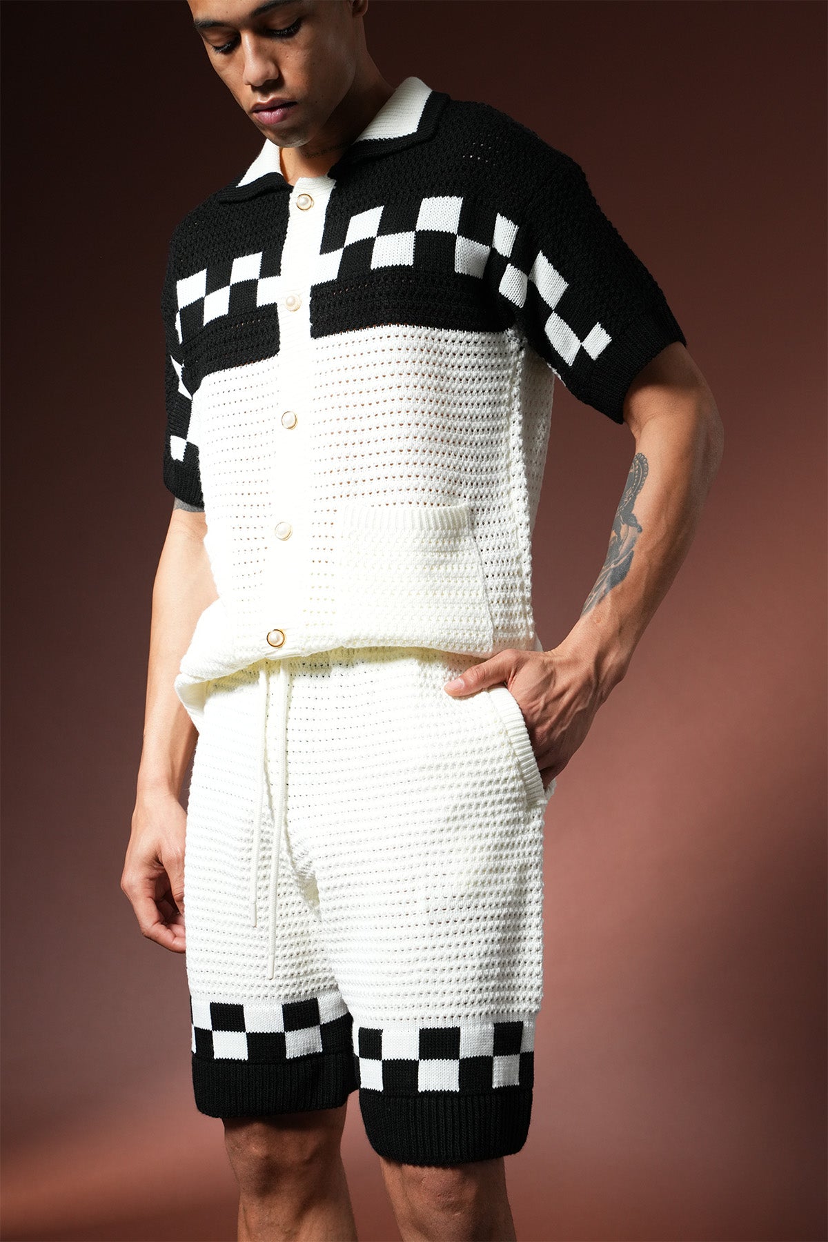 SET MEN'S SHORTS AND Tshirt LL061074