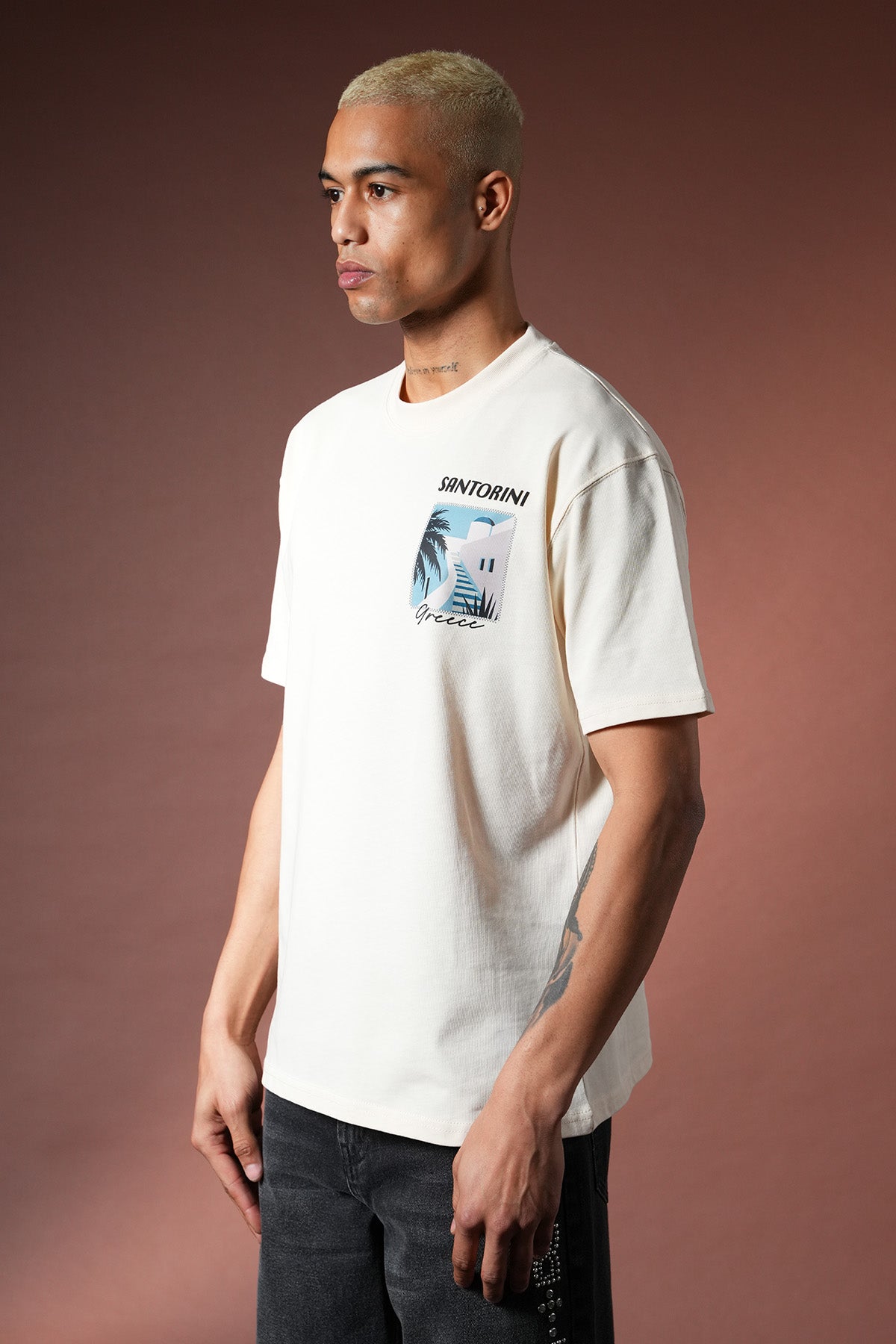 T-Shirt mit Santorin-Aufdruck – LL110090