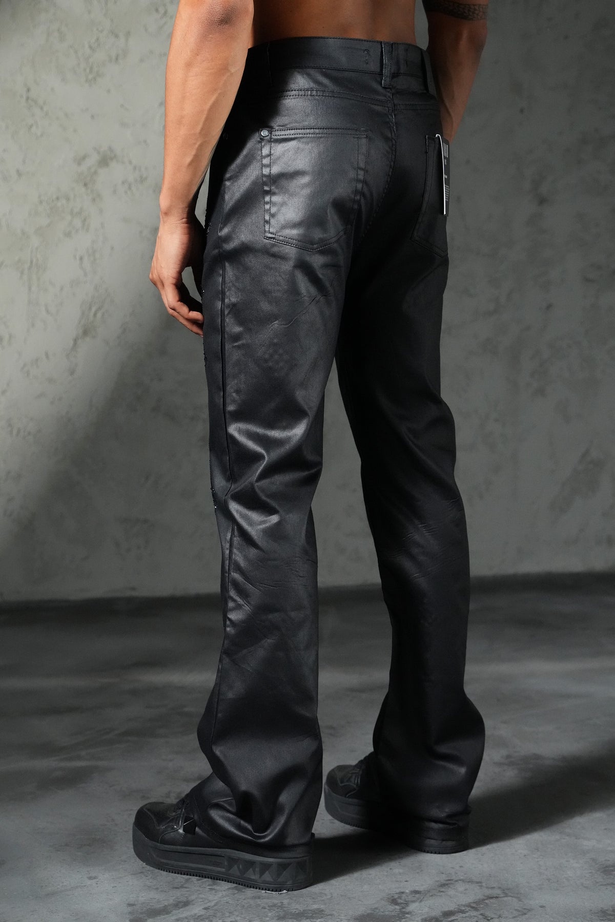 Coated-look flared jeans FG 100