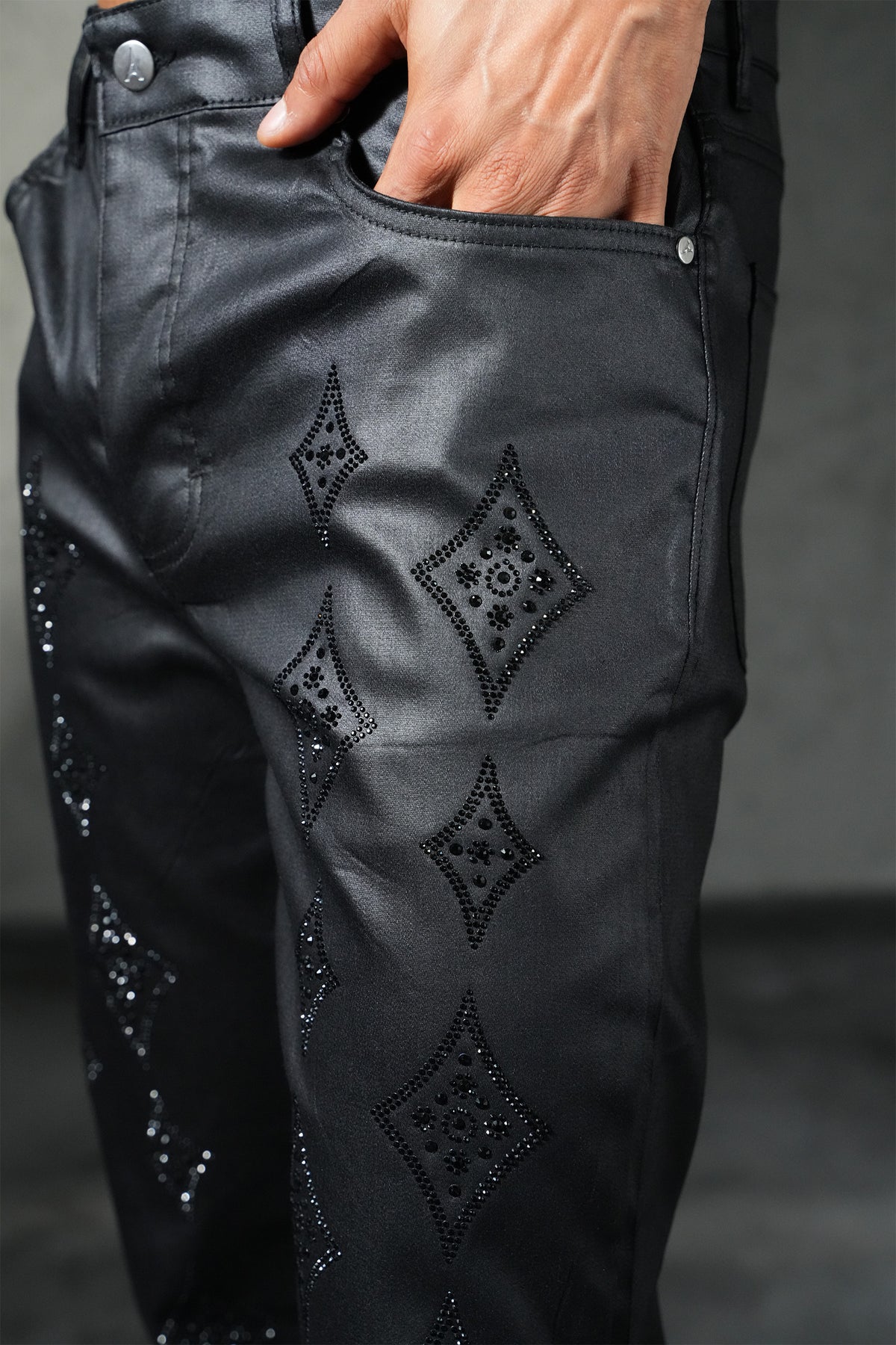 Coated-look flared jeans FG 100