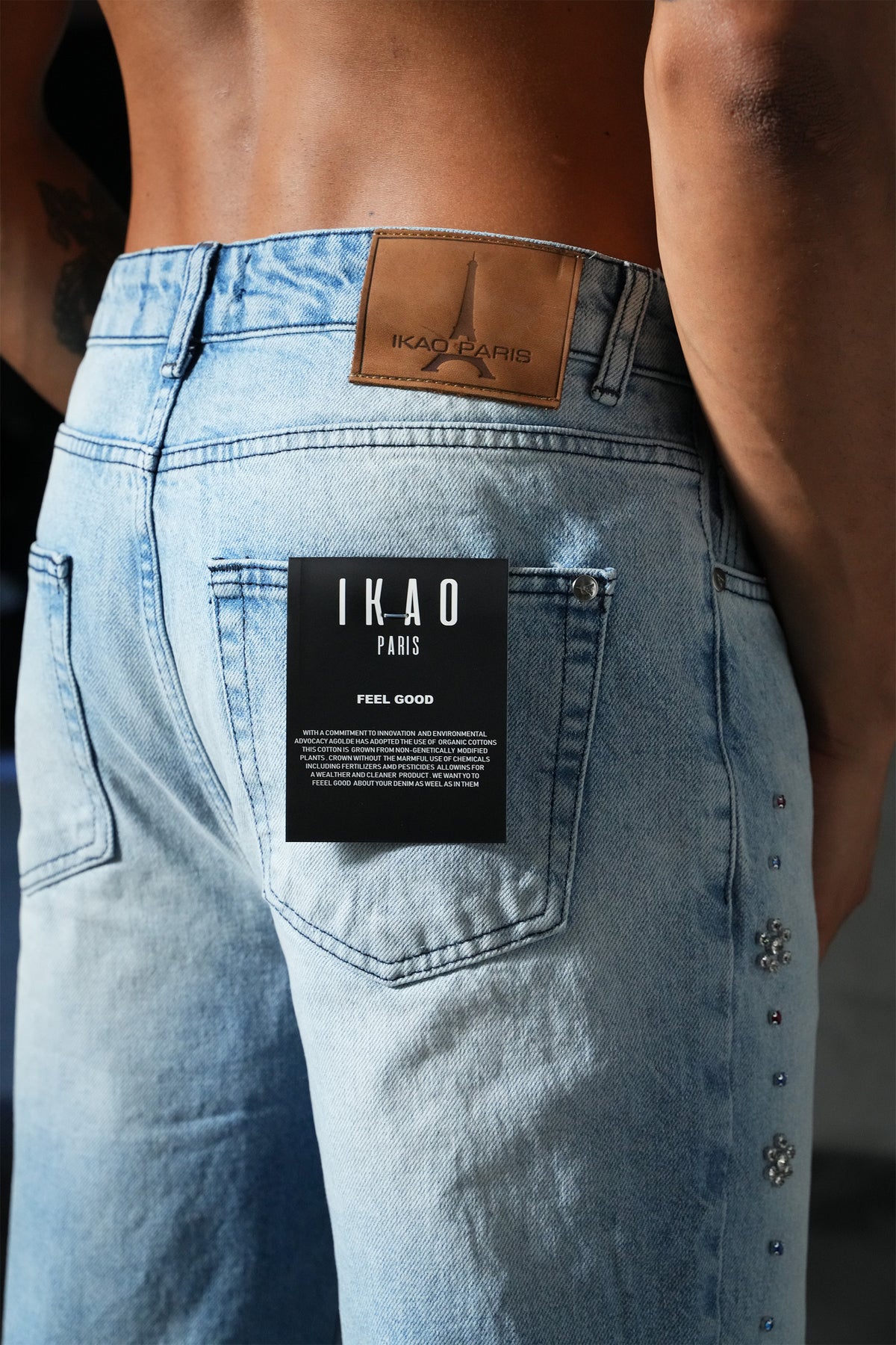 Flared jeans with side details FG 101