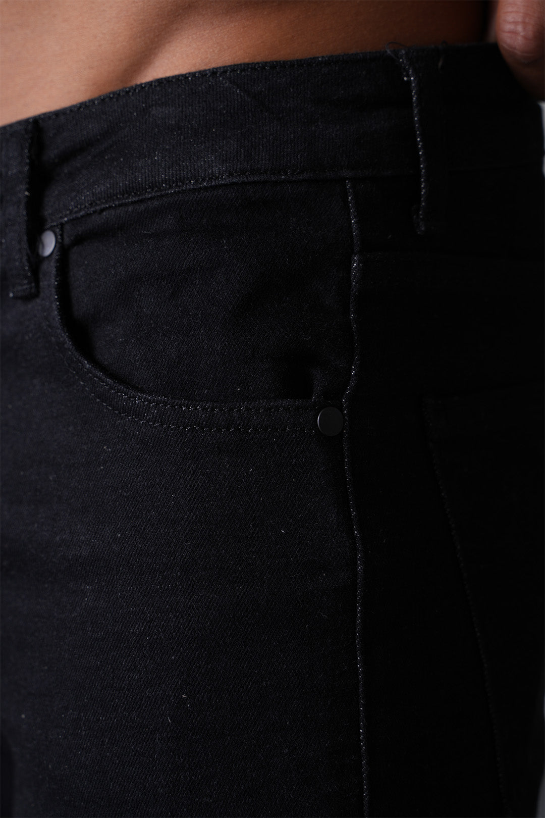 JEANS MIT REISSVERSCHLUSS LL46-13