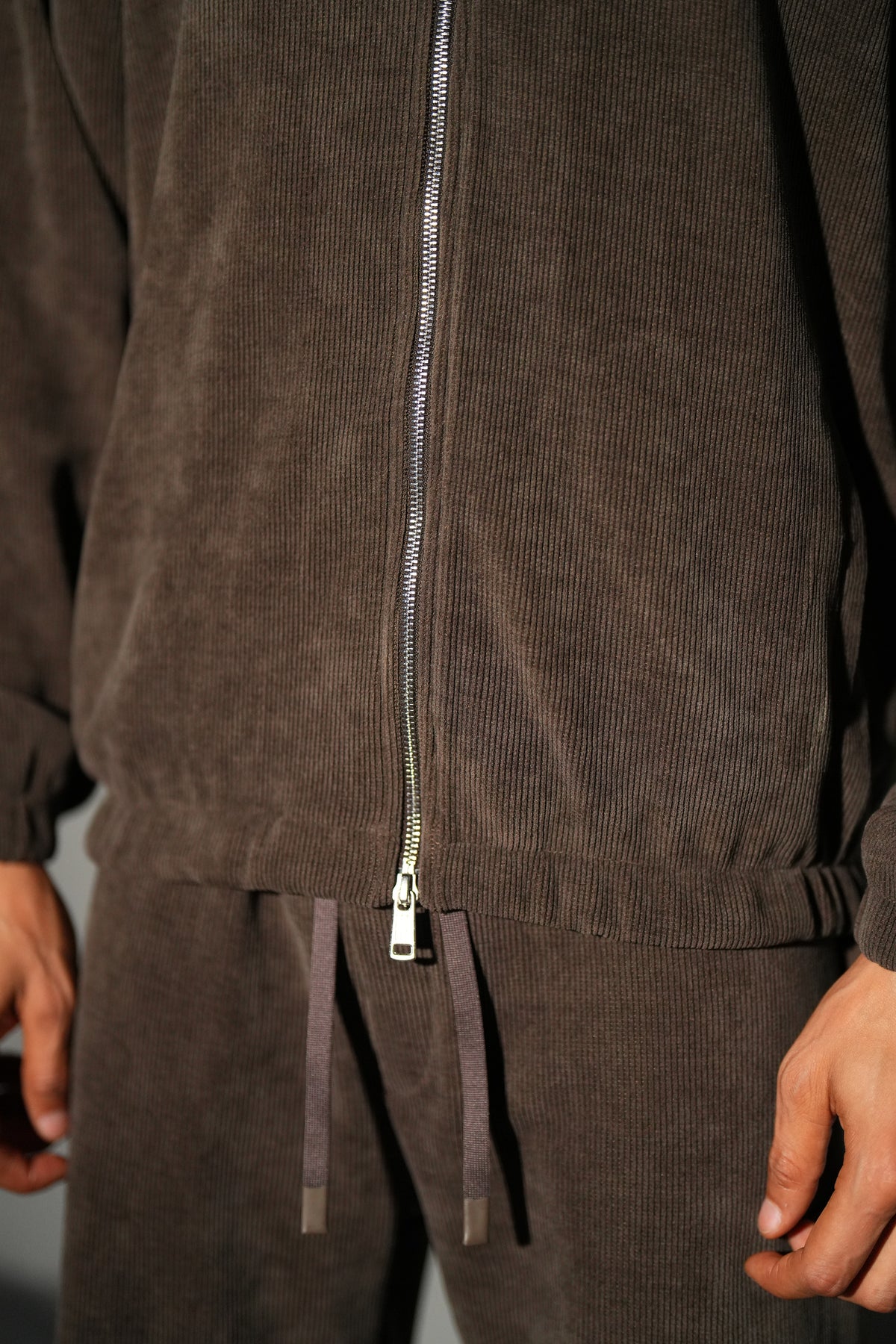 Ensemble zippé à capuche IPF 120