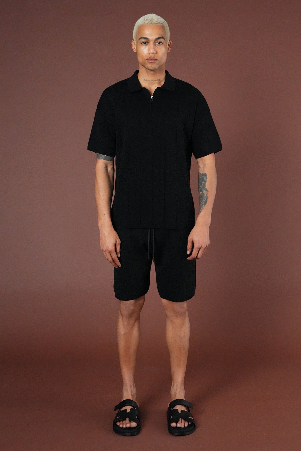 SET KNIT t-shirt AND SHORTS LL061054
