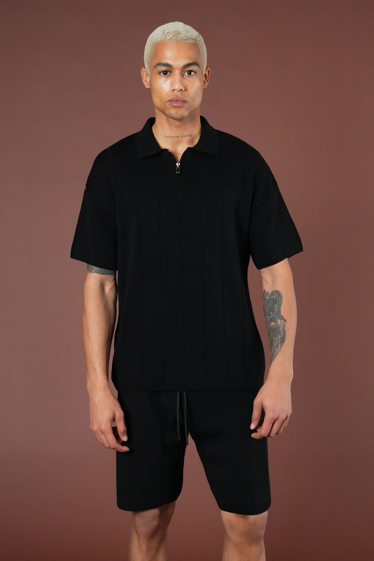SET KNIT t-shirt AND SHORTS LL061054