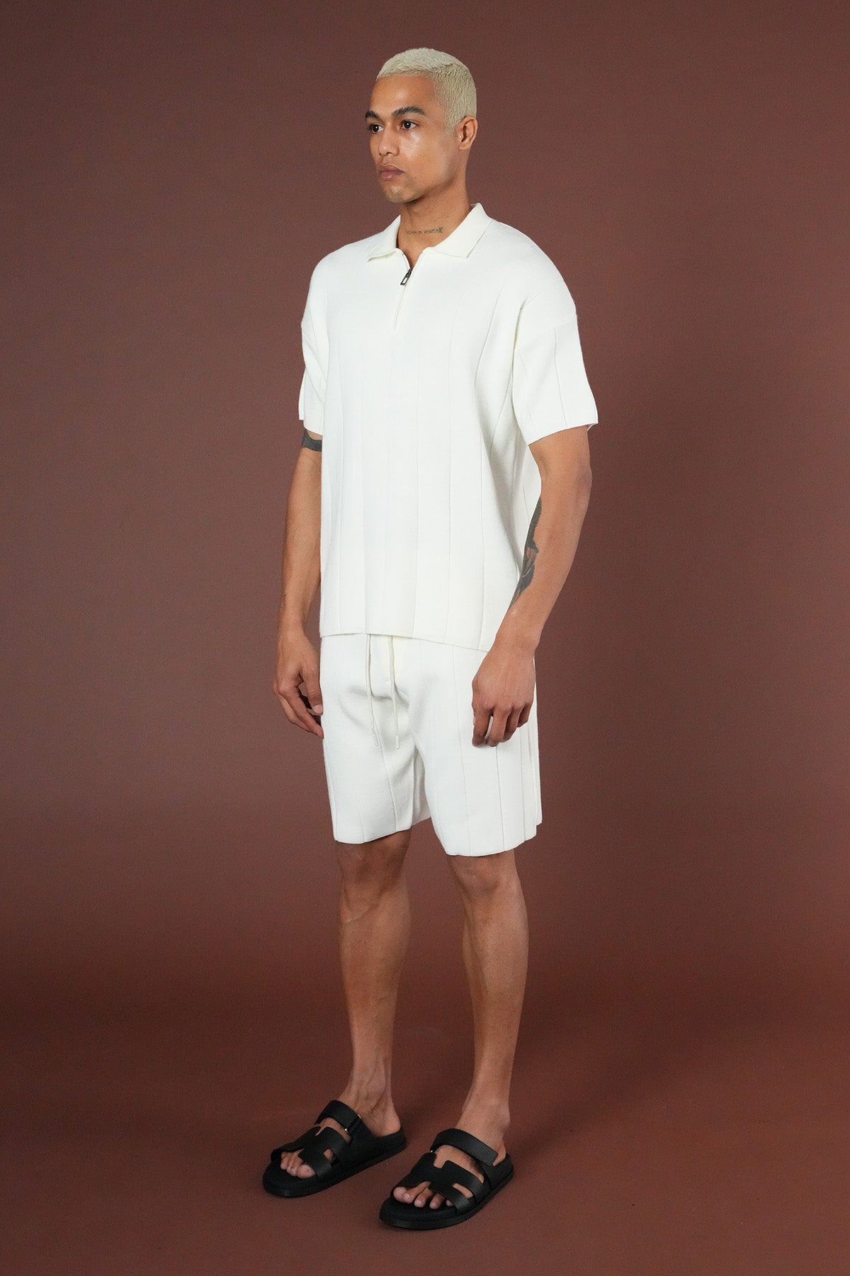 SET KNIT t-shirt AND SHORTS LL061054