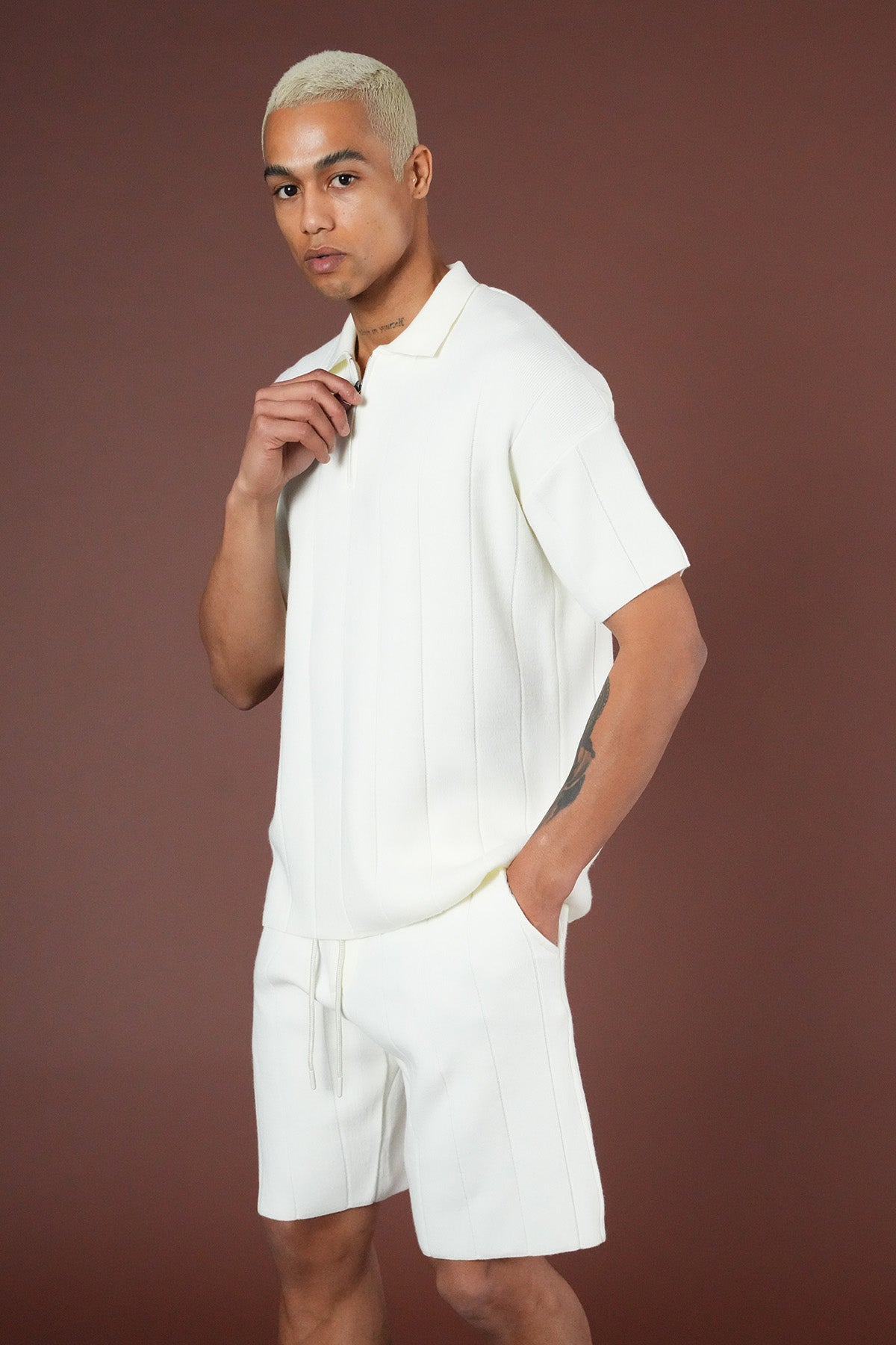 SET KNIT t-shirt AND SHORTS LL061054