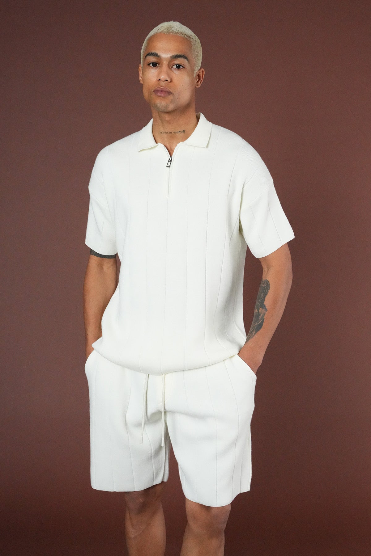 SET KNIT t-shirt AND SHORTS LL061054