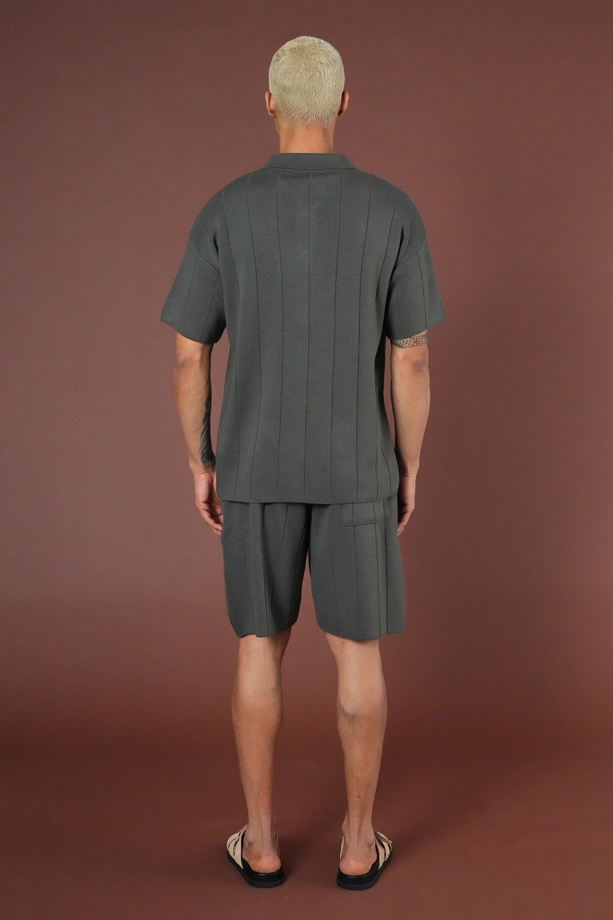 SET KNIT t-shirt AND SHORTS LL061054