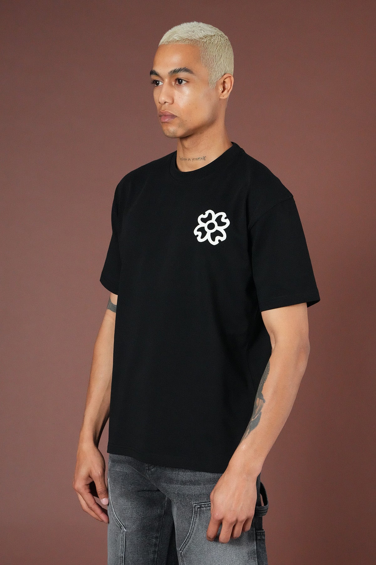 T-shirt MEN'S avec applique fleur devant AND dos LL1100161