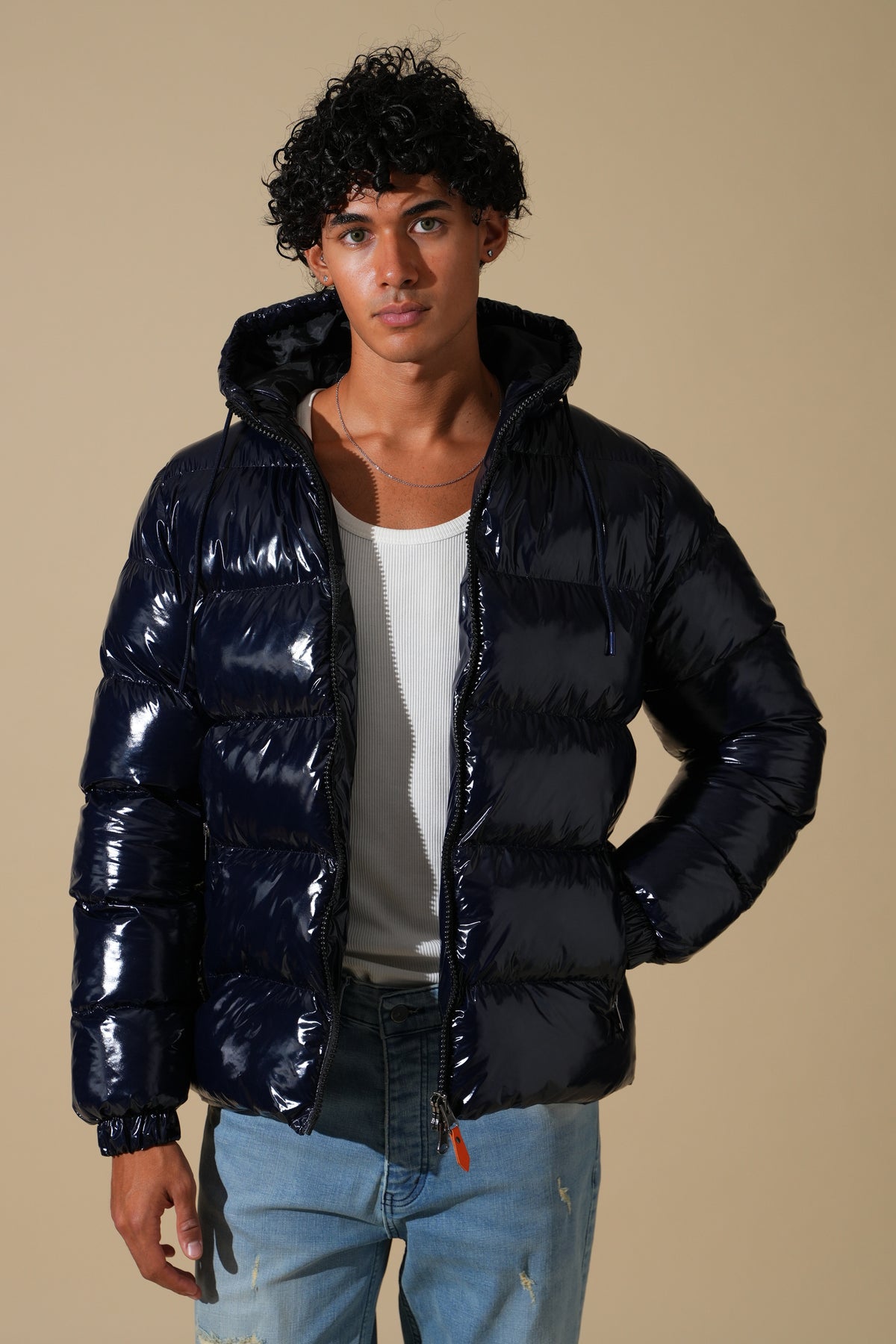 Glänzende Steppjacke IPM261012
