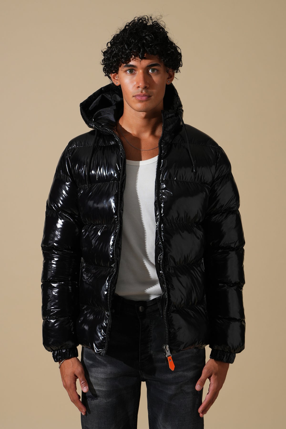 Glänzende Steppjacke IPM261012