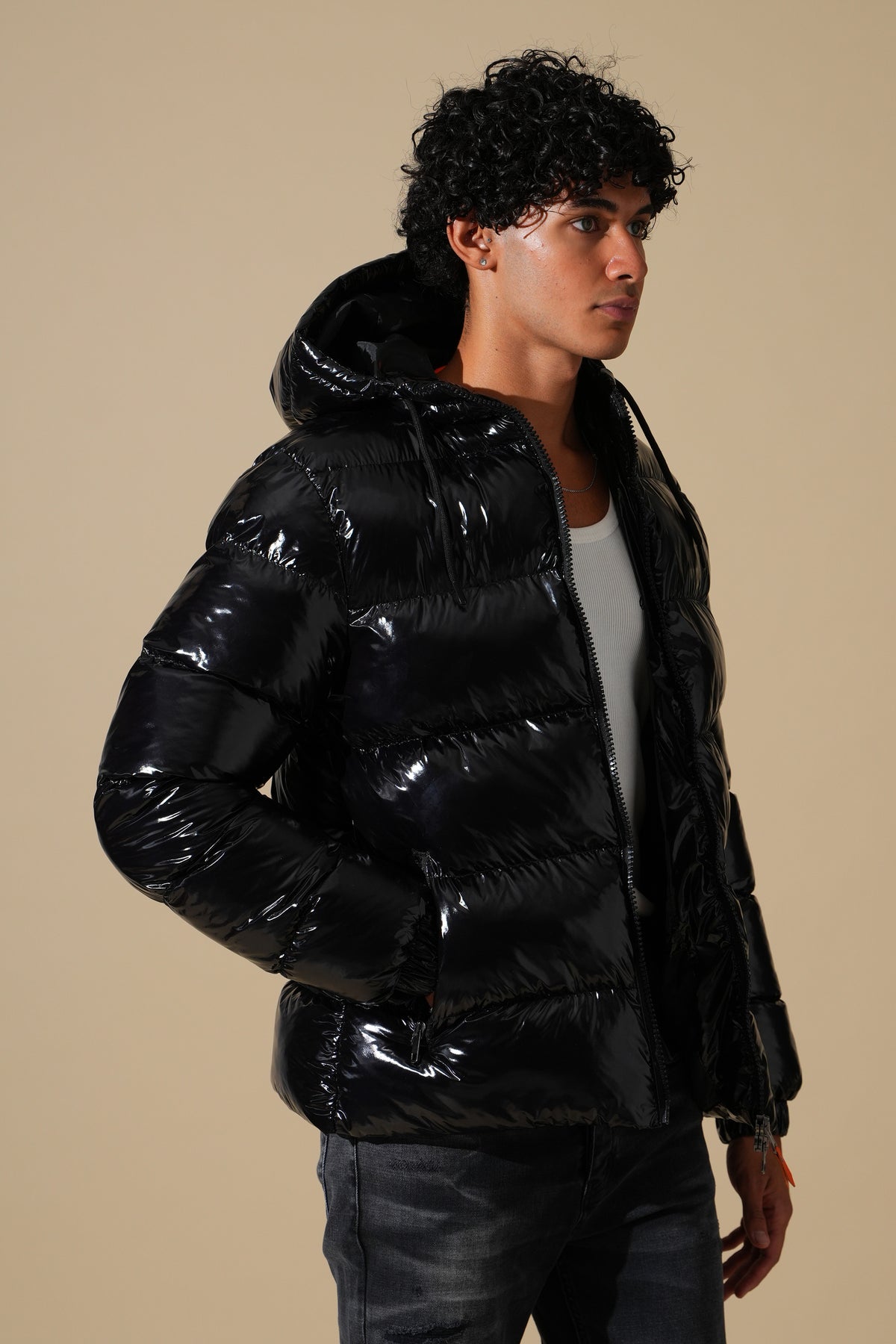 Glänzende Steppjacke IPM261012