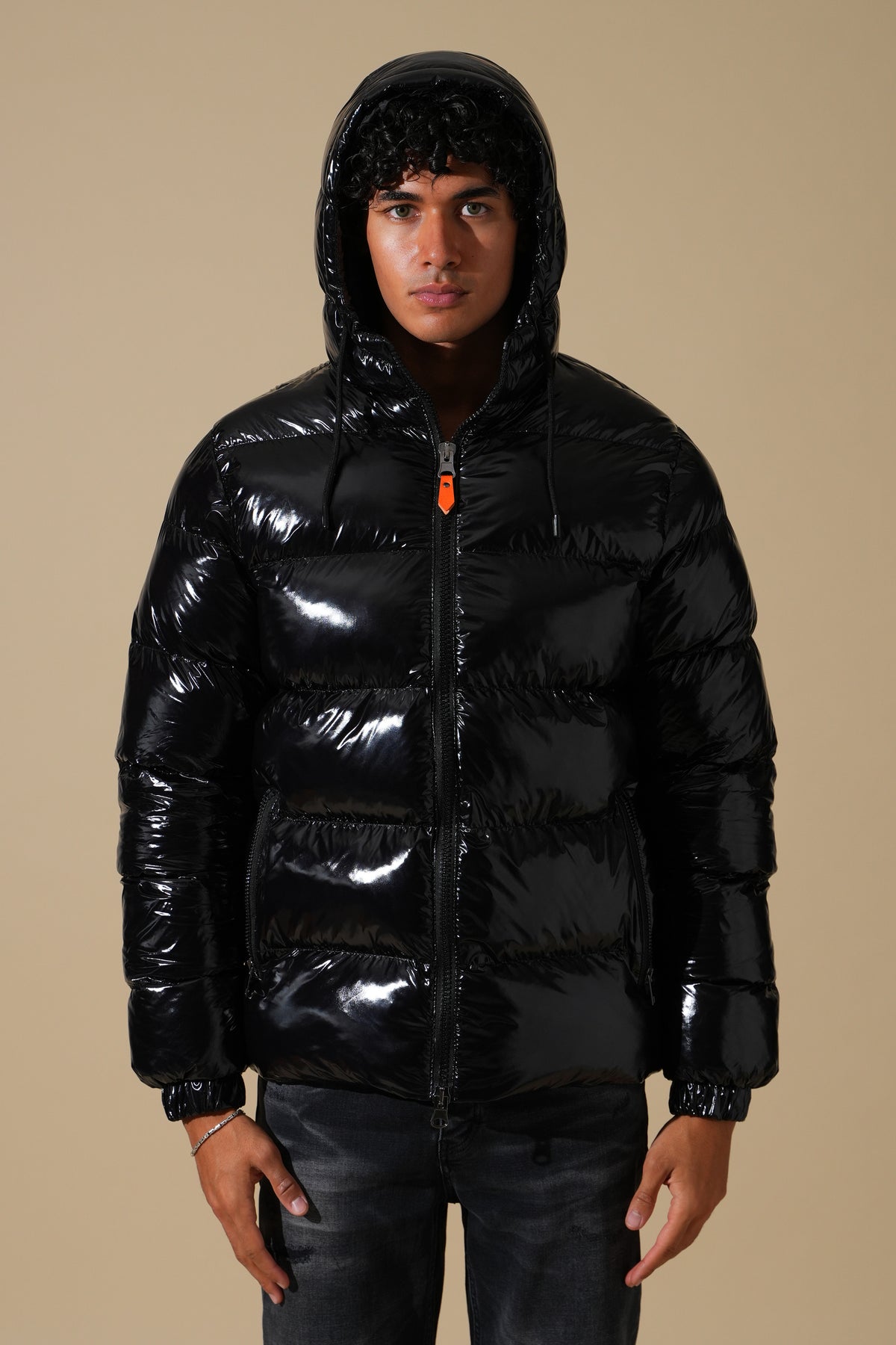 Glänzende Steppjacke IPM261012