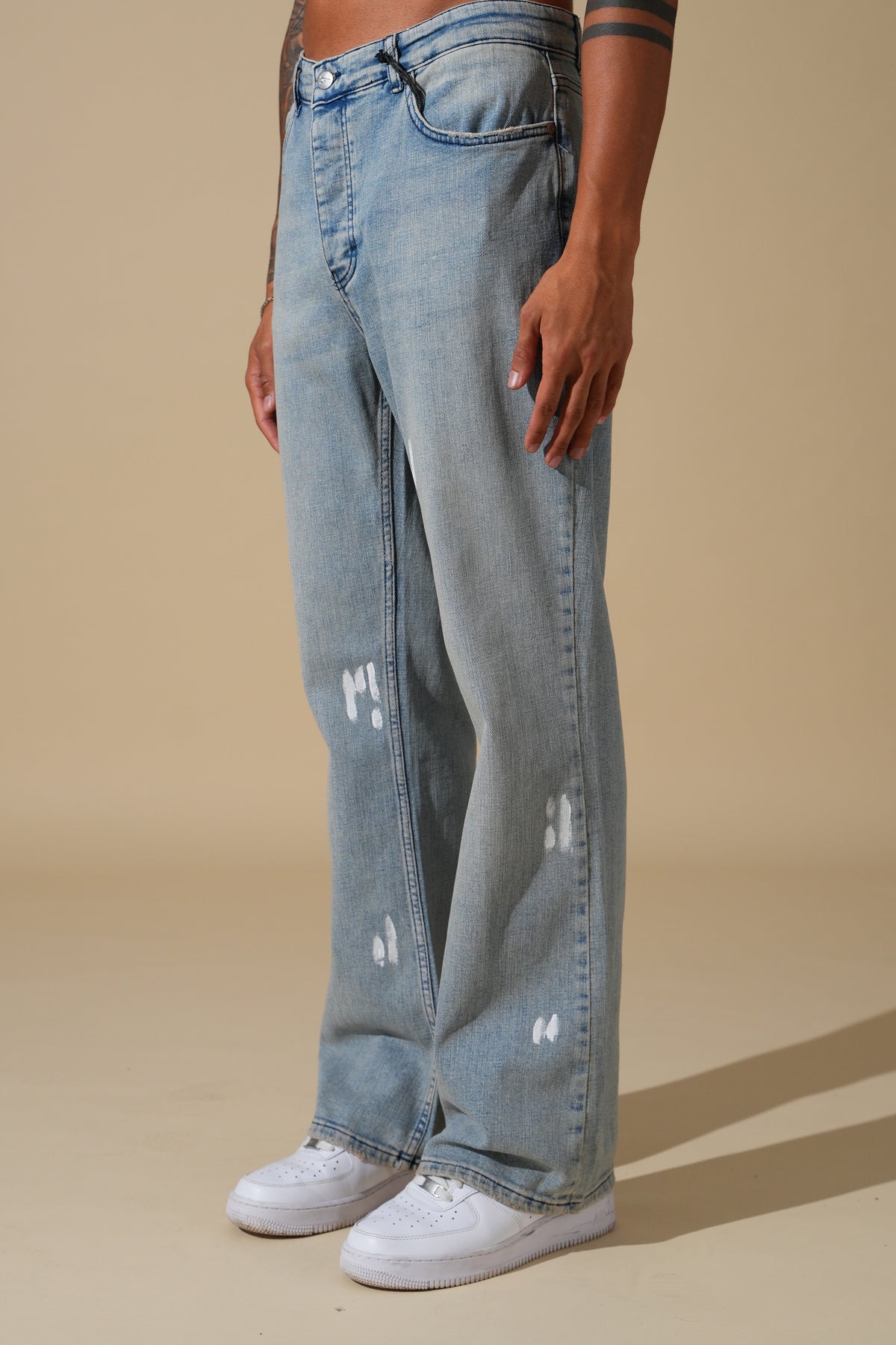 Jean flare effet peinture FG105