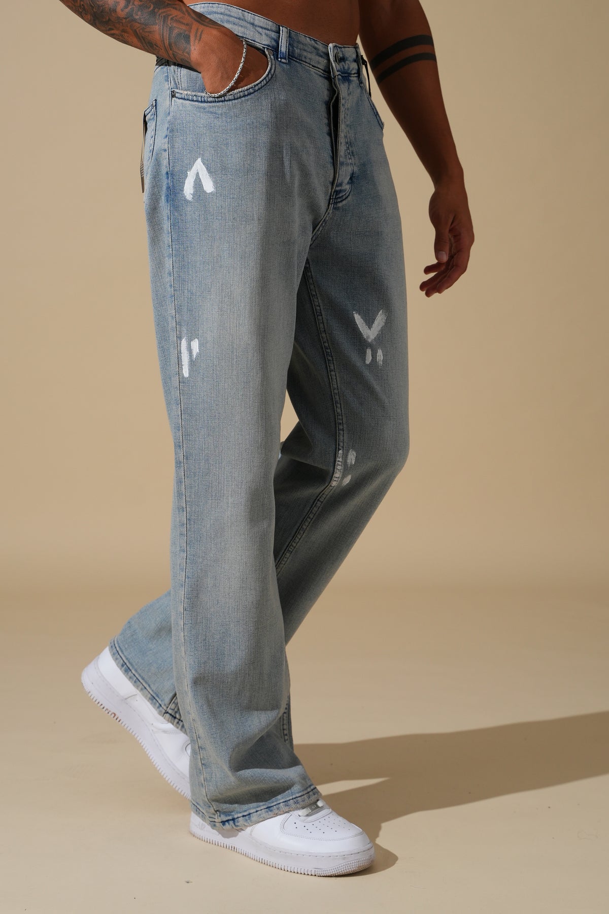 Jean flare effet peinture FG105