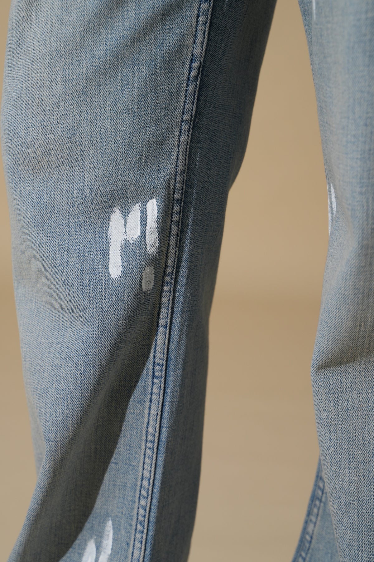 Jean flare effet peinture FG105