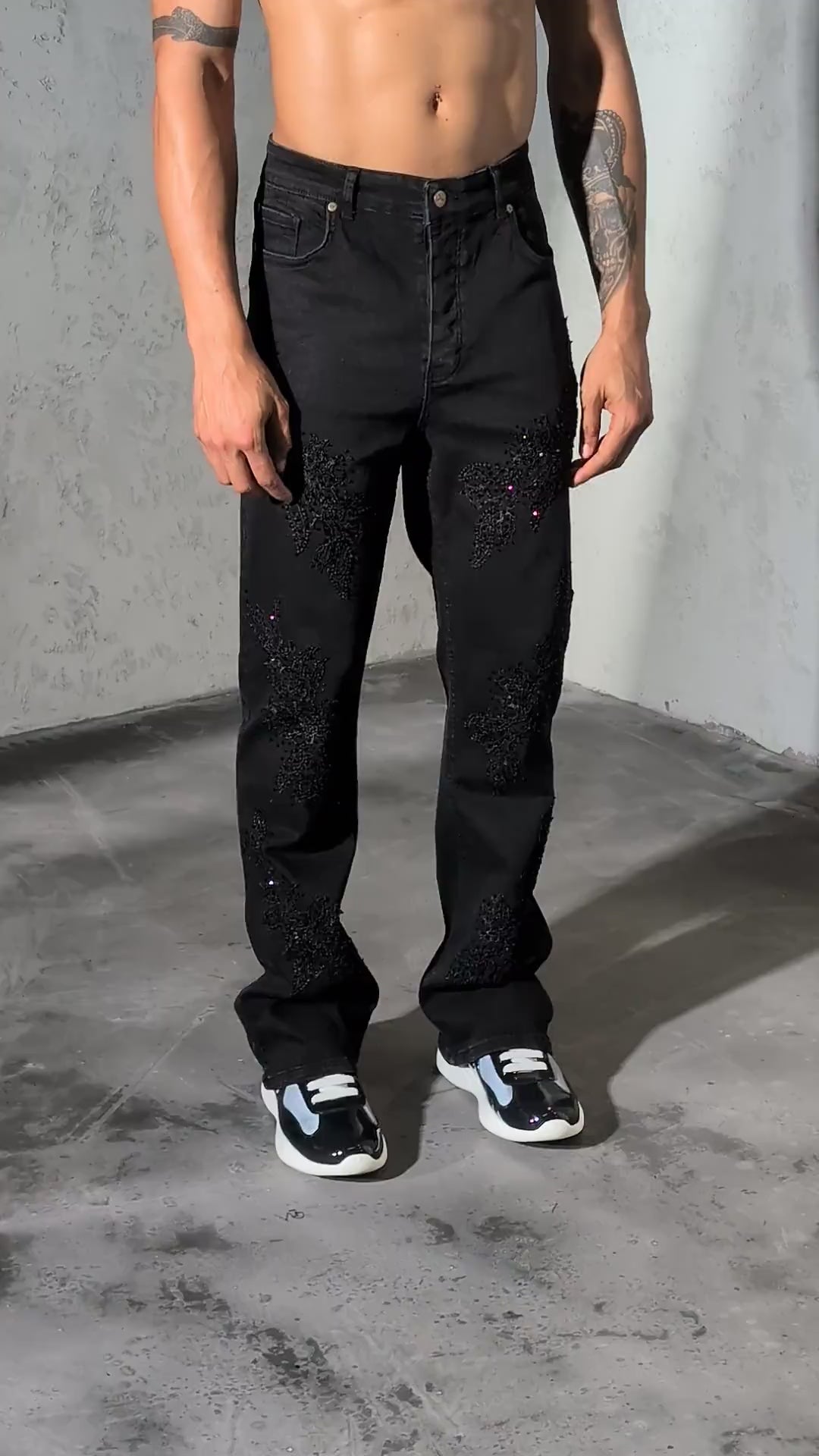 Jean flare brodé FG 107